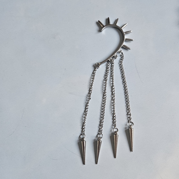 Silver Spike Chain Ear Cuff Fangling Spike Ear Cuff Punk Ear Cuff Steam Punk - Picture 3 of 6